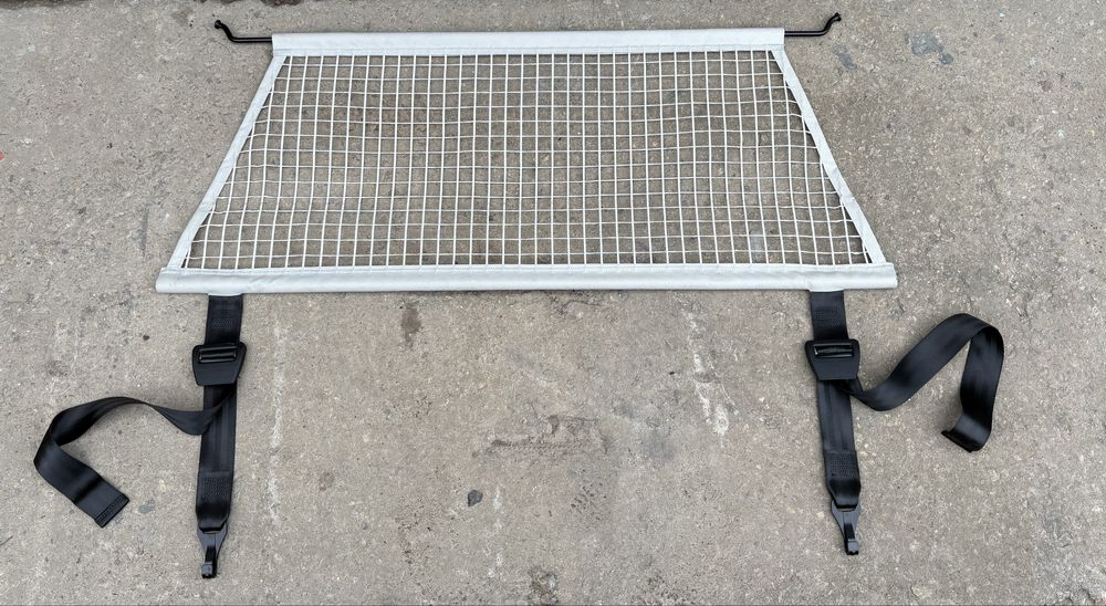 Сітка в багажник(для собак) Renault megane 2!