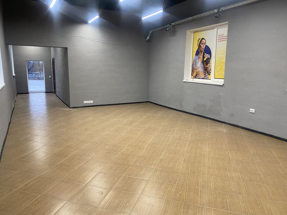 Комерційна нерухомість Макарів вул. Дорожня ,27