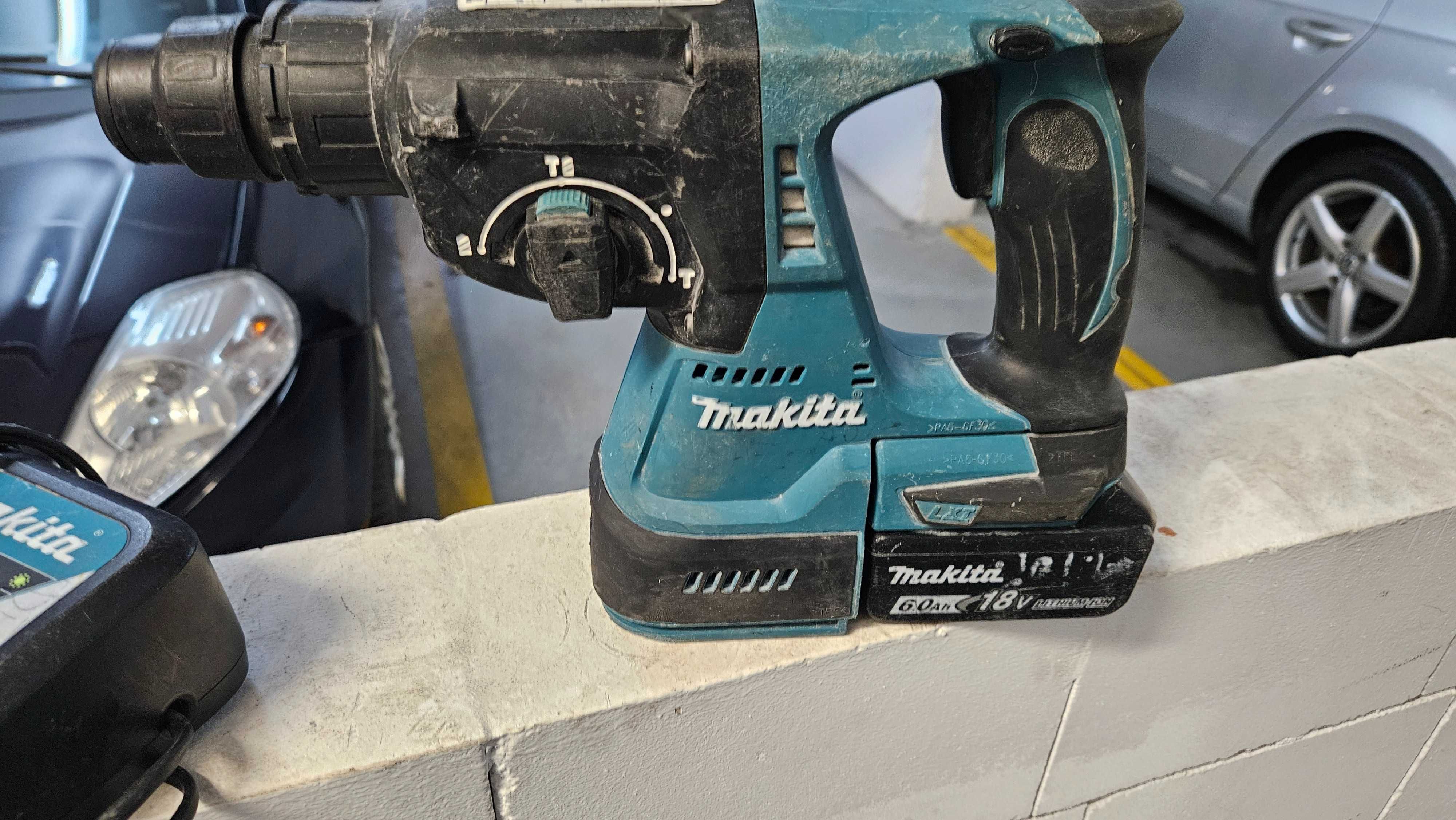 Młotowiertarka Makita DHR242