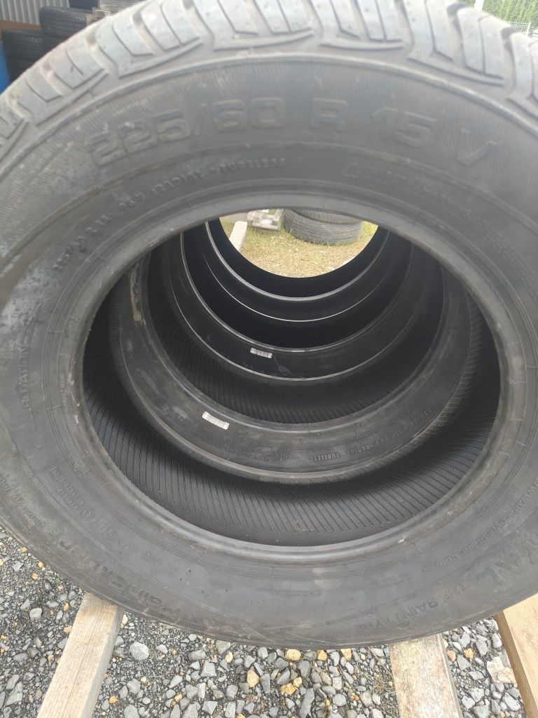 225 60 R 15  UNIROYAL RainExpert 96V