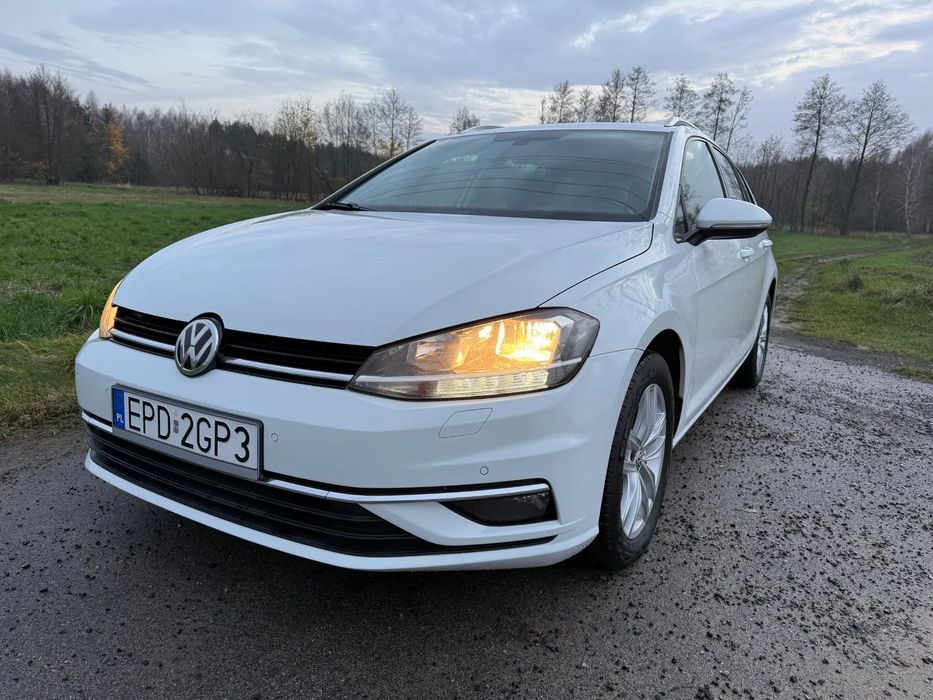 Volkswagen Golf 1.6 TDI 115 KM ACC Comfortline FV23%