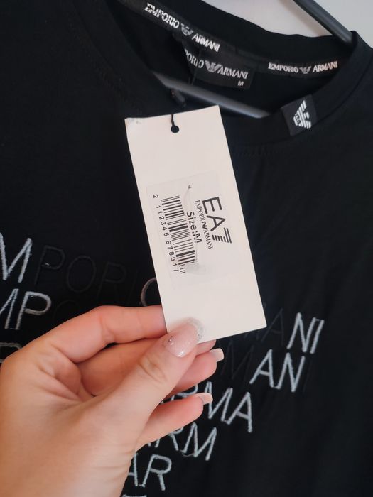 Czarny t-shirt męski z metką Emporio Armani 100% bawełna