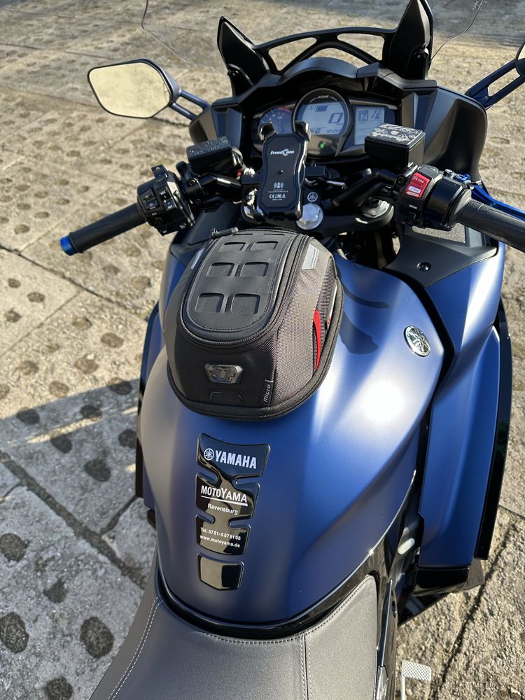 Yamaha FJR 1300 stan salonowy