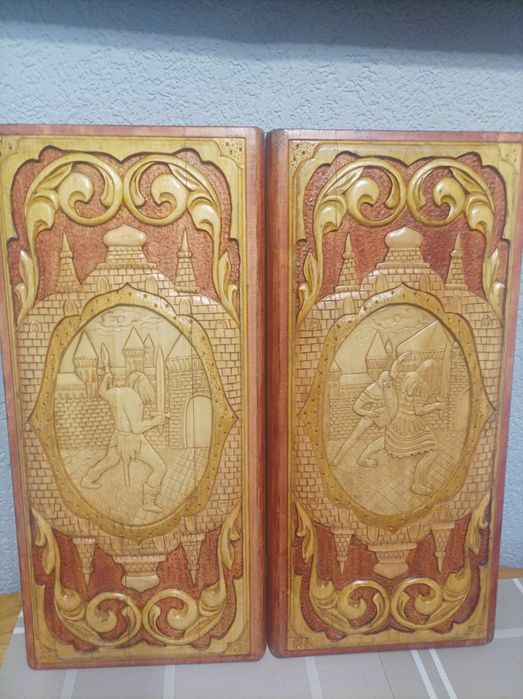 Продам нарди дерев'яні.Ручна робота в хорошому  стані.