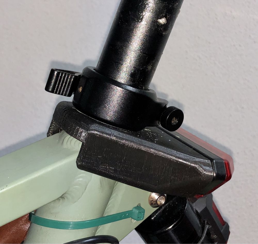 Suporte para luz traseira Mate X (apenas suporte, sem luz)