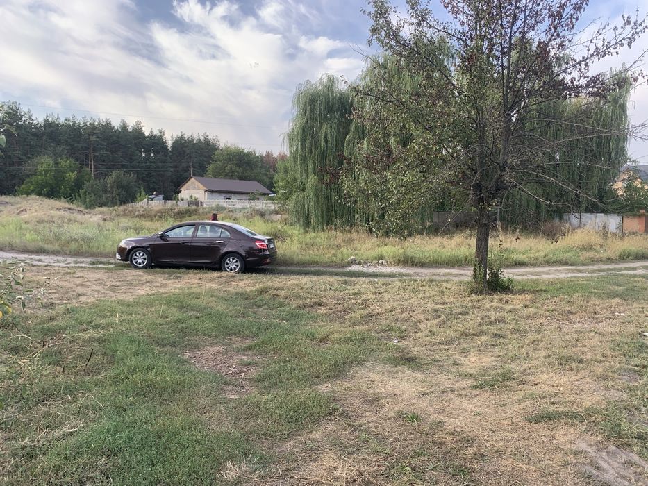 Земельна ділянка.