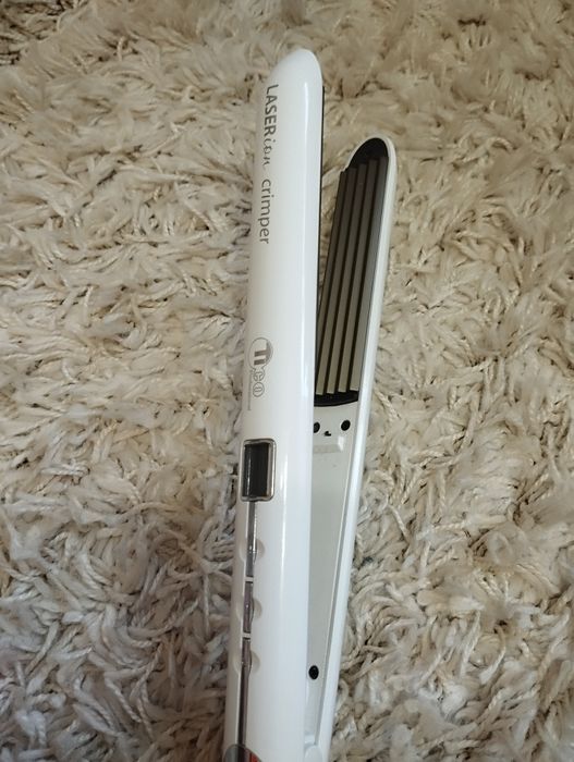 Плойка гофре для волосся