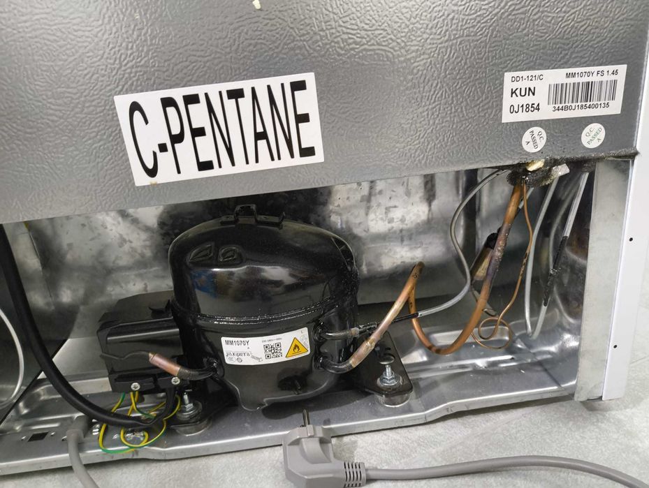 Arca Vertical KUNFT Kuf2532 Wh (Estático - 85 cm - 85 L - Branco)