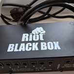 Riot black box  Efekt gitarowy