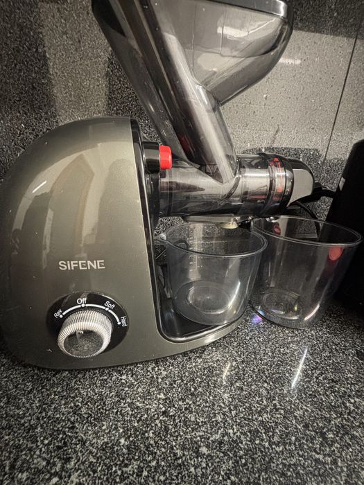 Slow Juicer and Cold Press