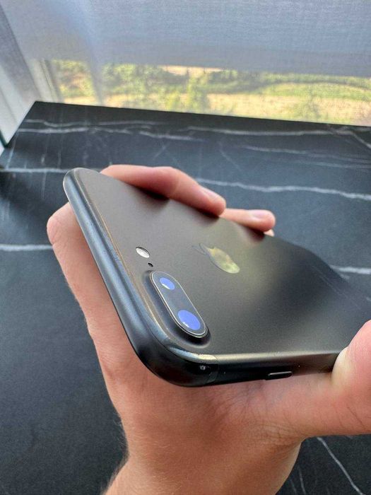 iPhone 7 Plus 32 GB Black БУ