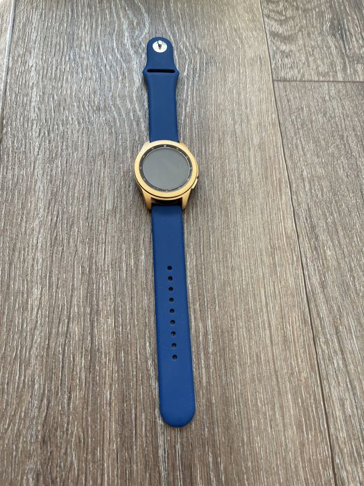 Samsung Galaxy Watch 42mm Gold (SM-R810)