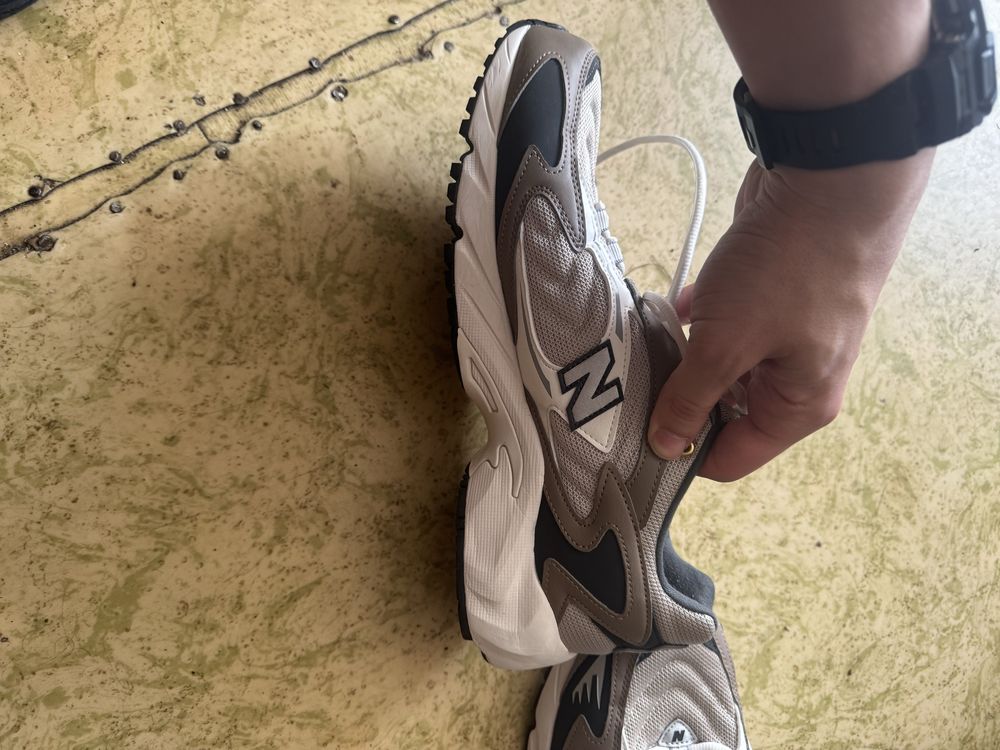 New Balance 725, US 12, 46.5