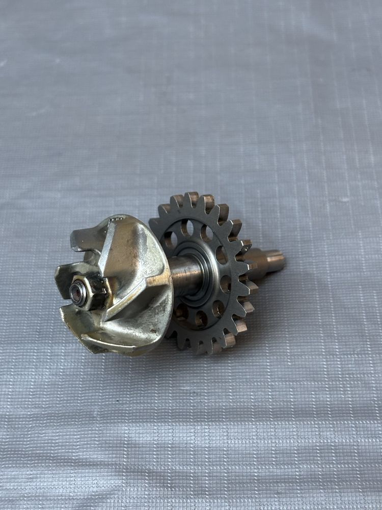 Pompa wody wirnik HONDA CRF250 R 10-17