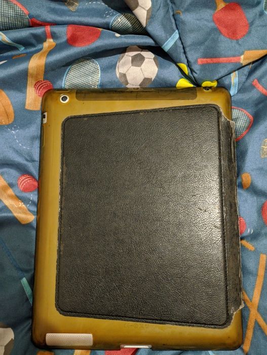 Обменяю iPad 3 на что-то интересное.