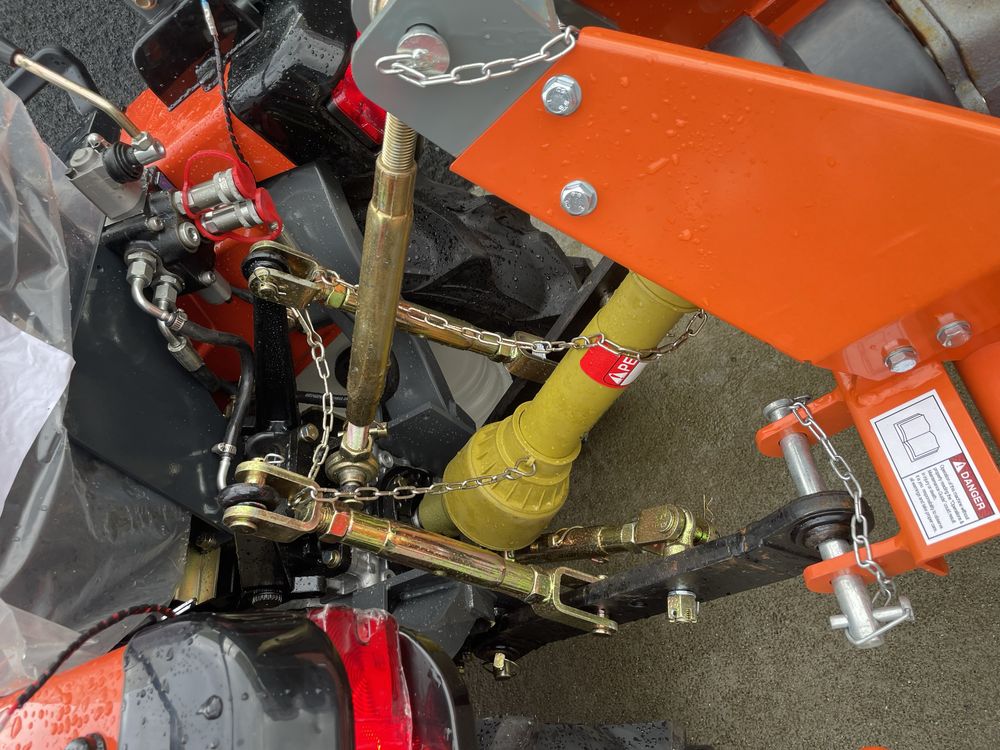 Trator novo 25 hp com fresa (com matricula)