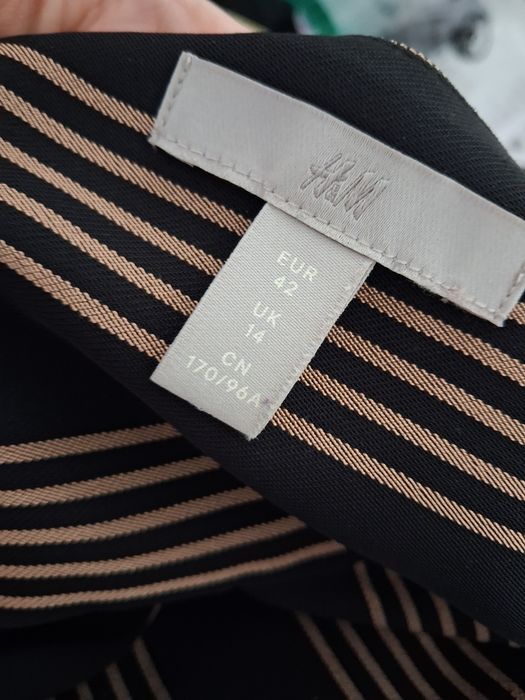 Elegancka midi sukienka na wiele okazji do pracy biura itp L XL