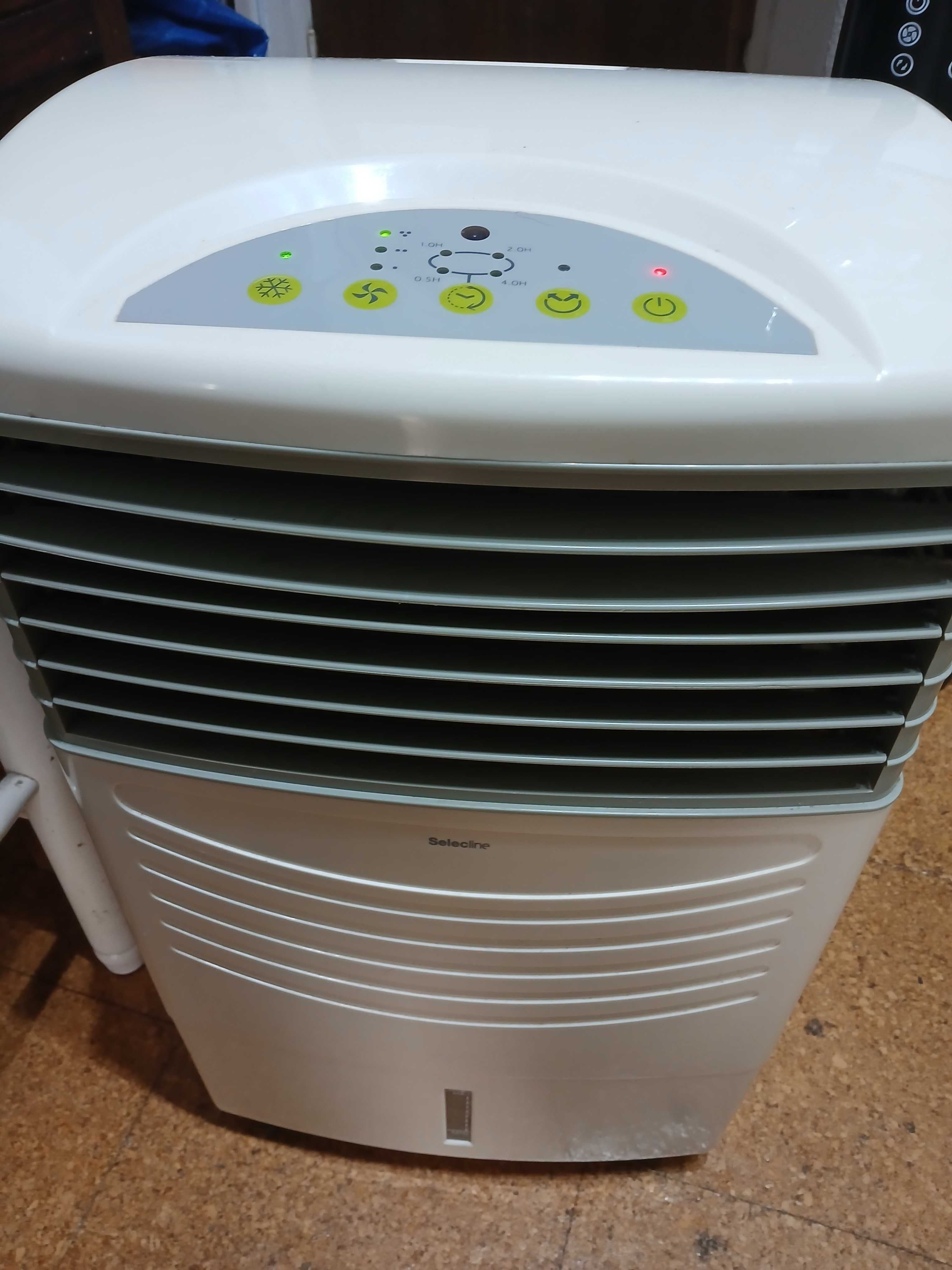 Tv lg com suporte. Tenis novos,ar refrigerador