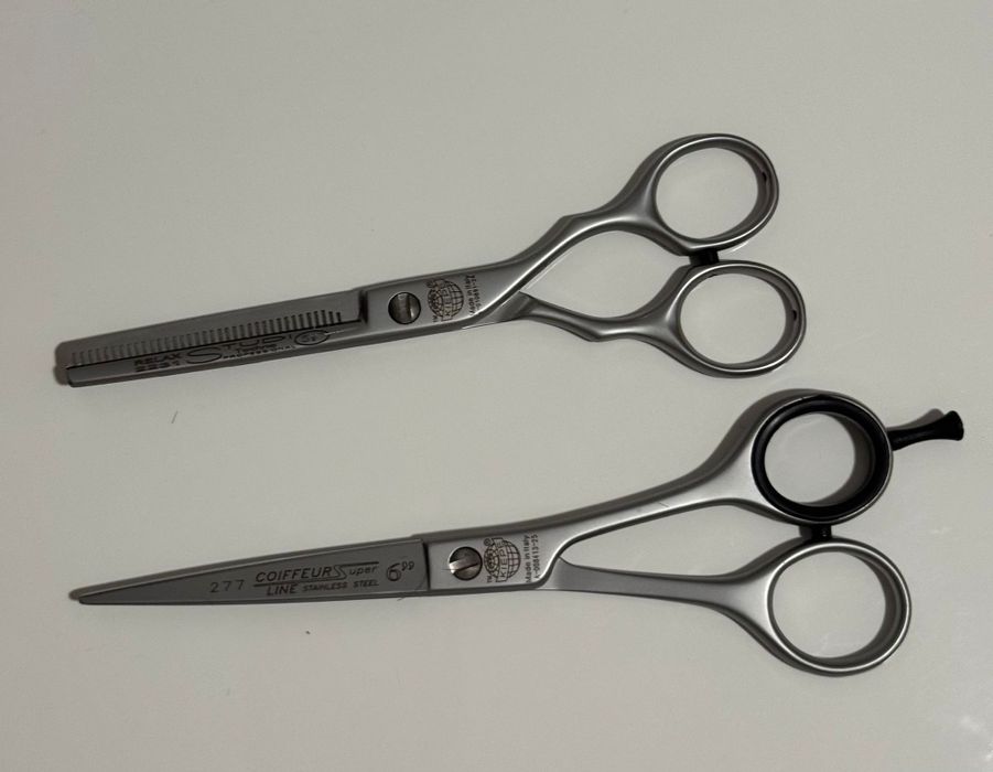 Vendo tesouras o par