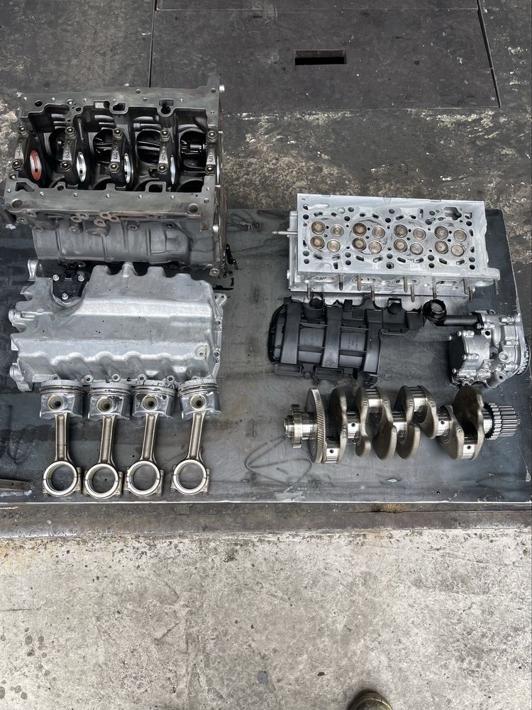 VW Passat,Audi, Skoda  2.0 tdi ГБЦ  Двигун CRL запчастини