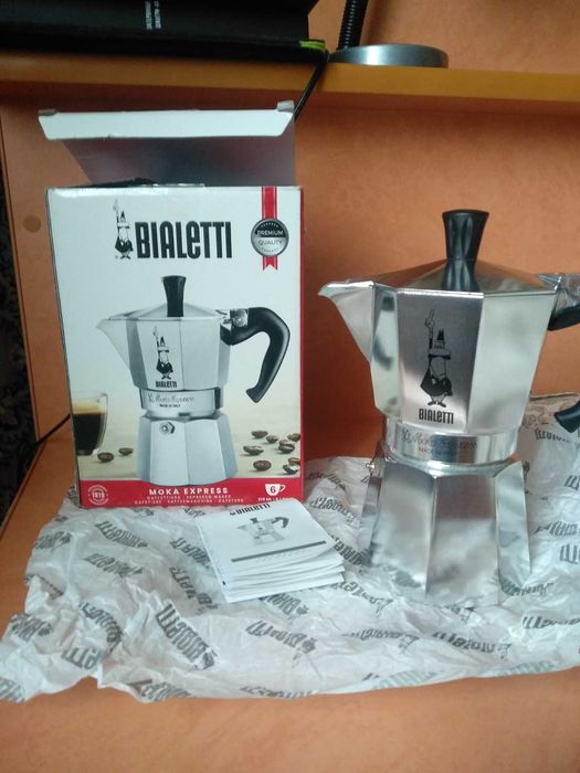 Гейзерна кофеварка Bialetti нова недорго