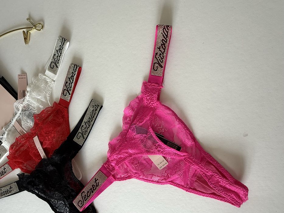 Трусики стрінги Victorias Secret Кружевные стринги стразы