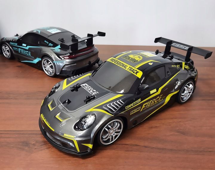 Samochód Zdalnie Sterowany Auto Wyścigowe Drift Rc Pilot