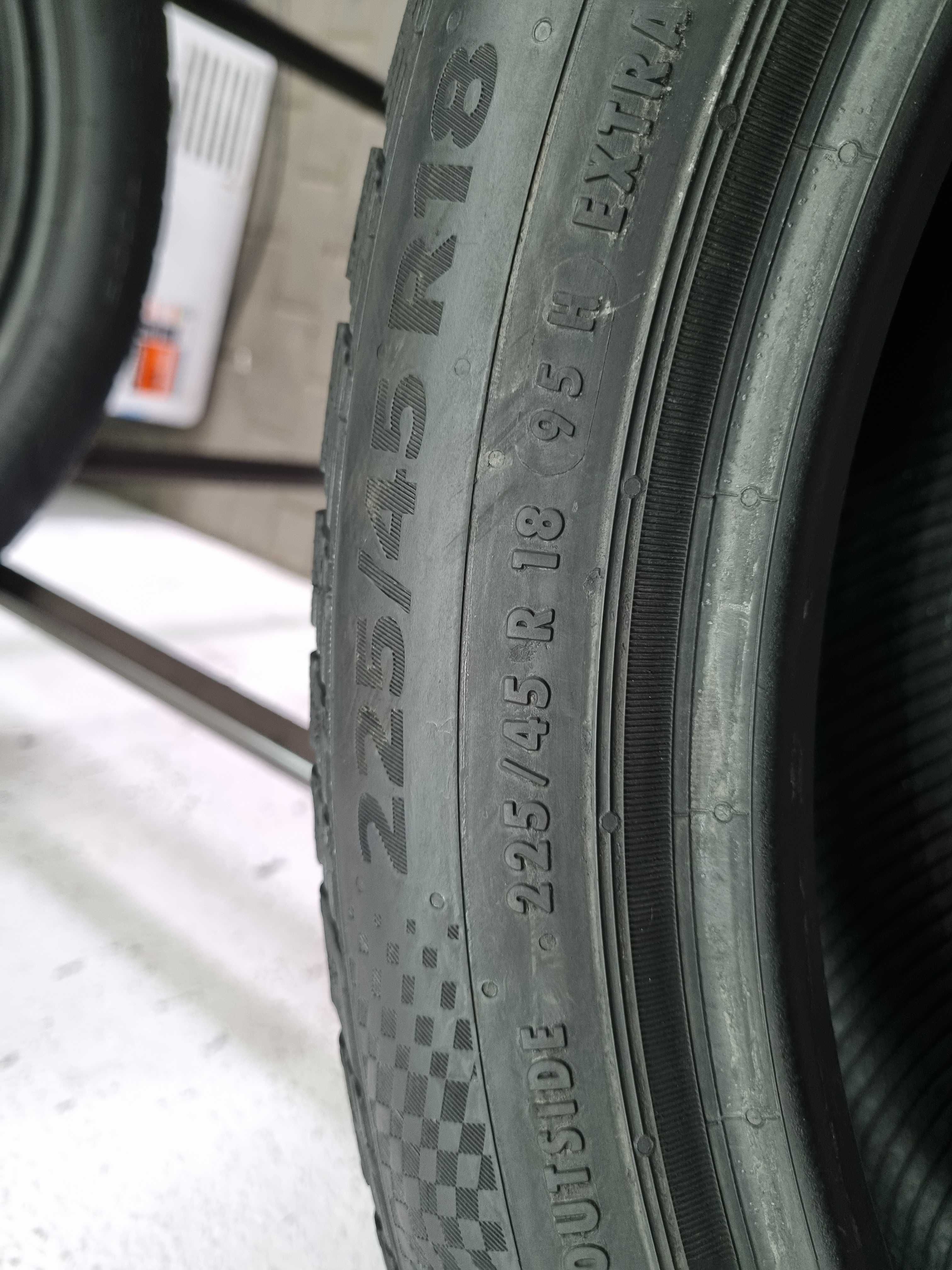 225/45/18 95H XL Continental WinterContact TS860S SSR * RSC D.2224