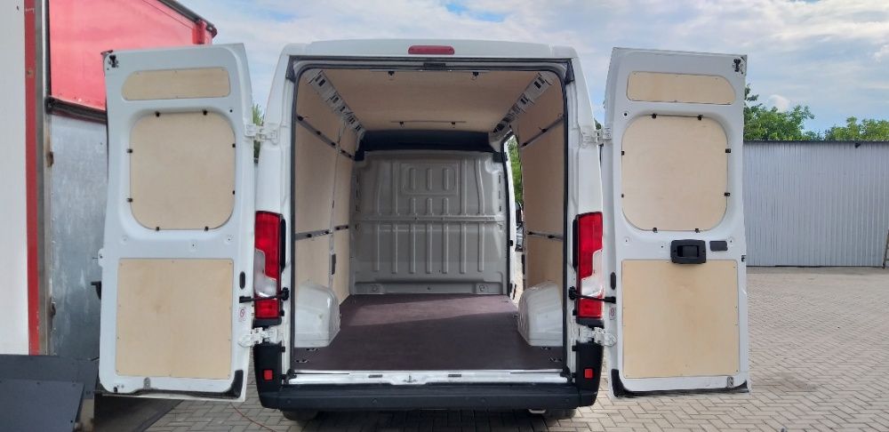 Podłoga FIAT DUCATO L4 w jednym elemencie-sklejka antypoślizgowa