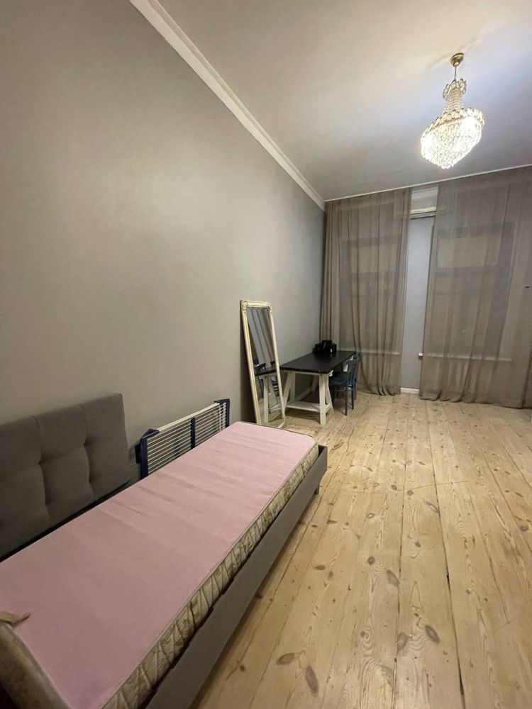 Реальная 3-ка в Центре, Университет, Ярослава Мудрого, ул.Чернышевская