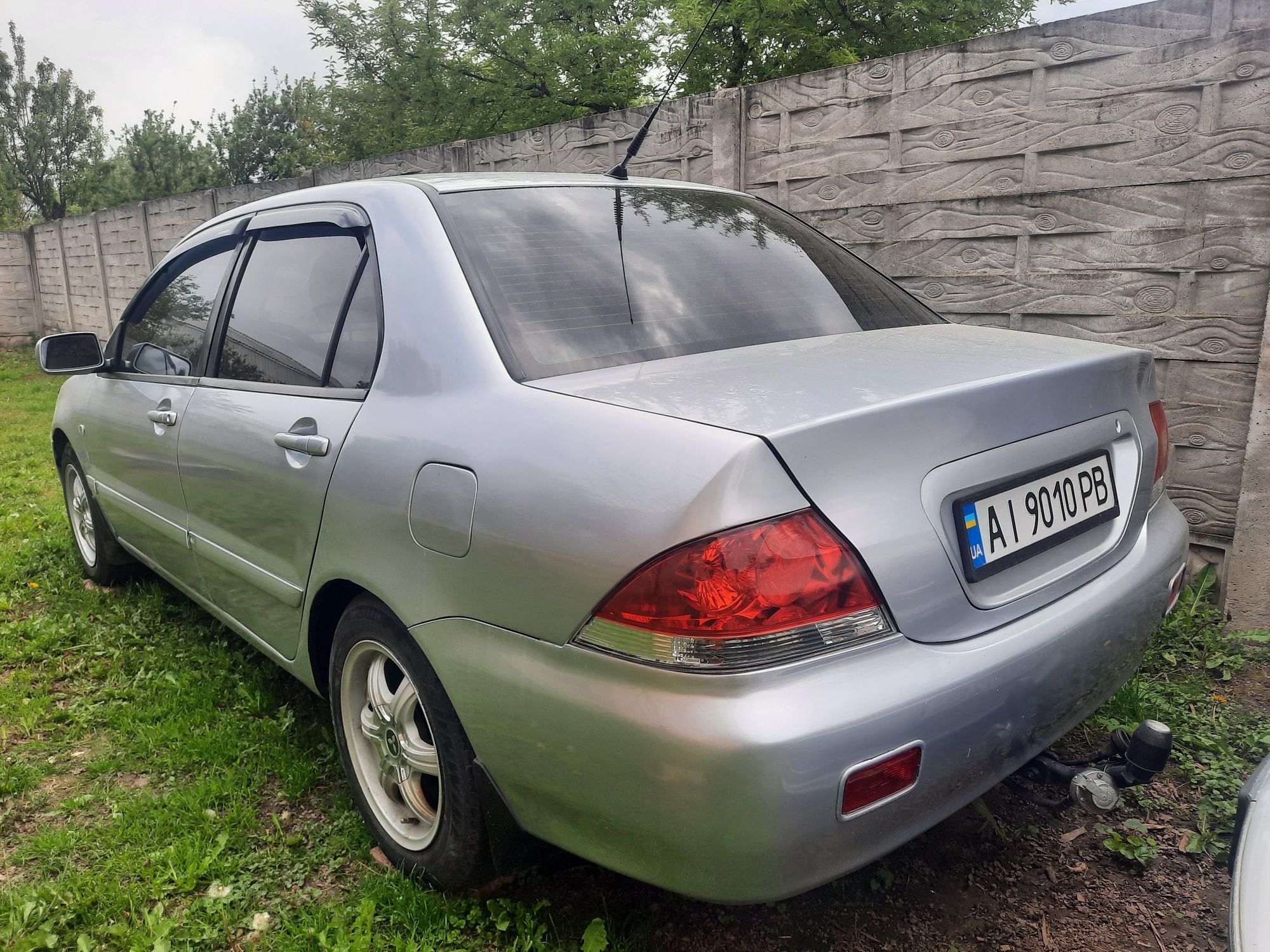 Mitsubishi Lancer 1.6 АВТОМАТ