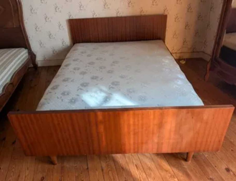 Cama vintage excelente estado