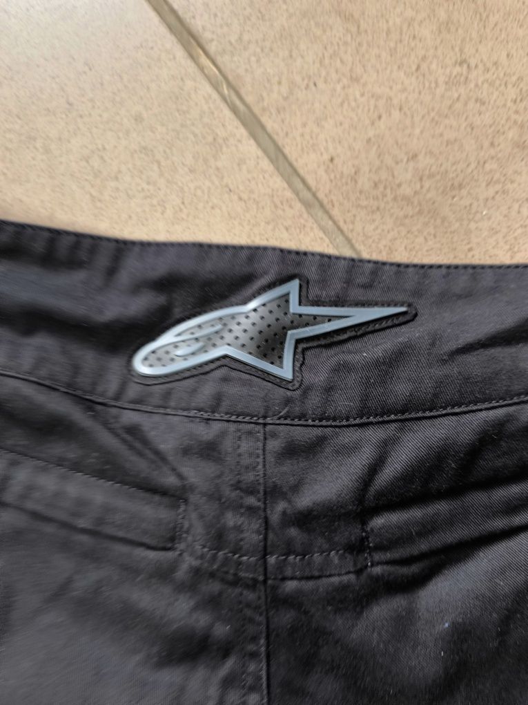 Spodnie bojówki/cargo AlpineStars rozm. 32