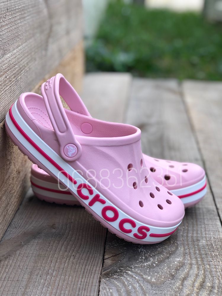 Жіночі Рожеві Крокси Crocs Bayaband Мега зручні та Стильні