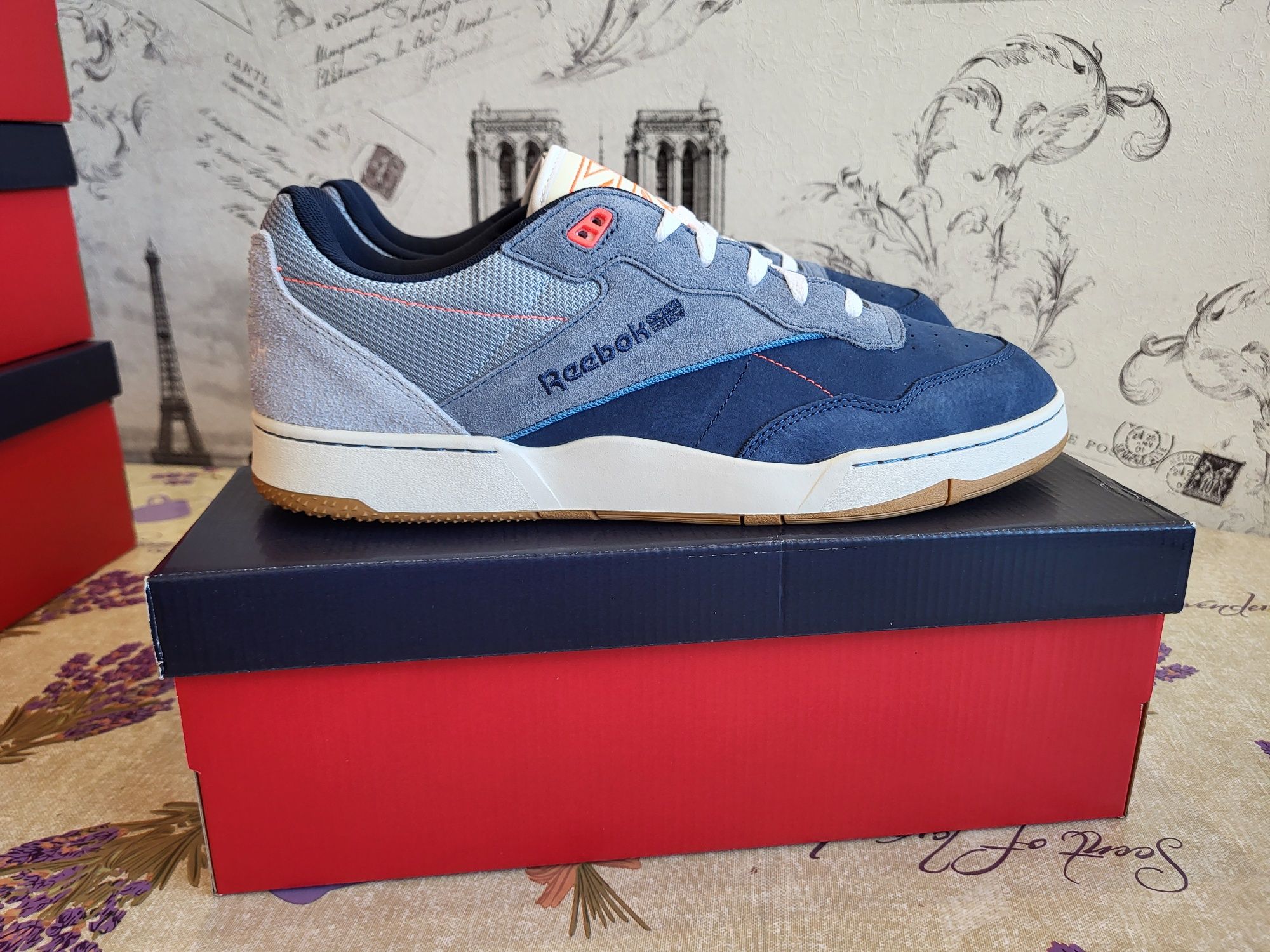 Оригінальні кросівки Reebok BB 4000 розмір 48 us14 
 Розм