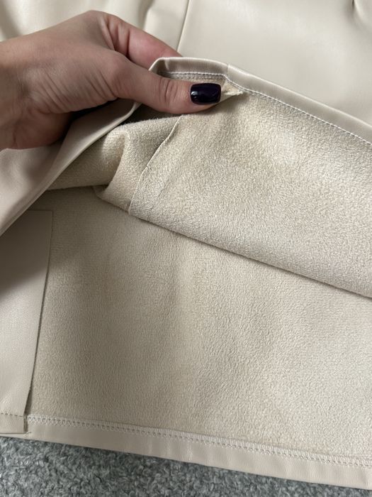 Спідниця INSPO зі шкірзаму.