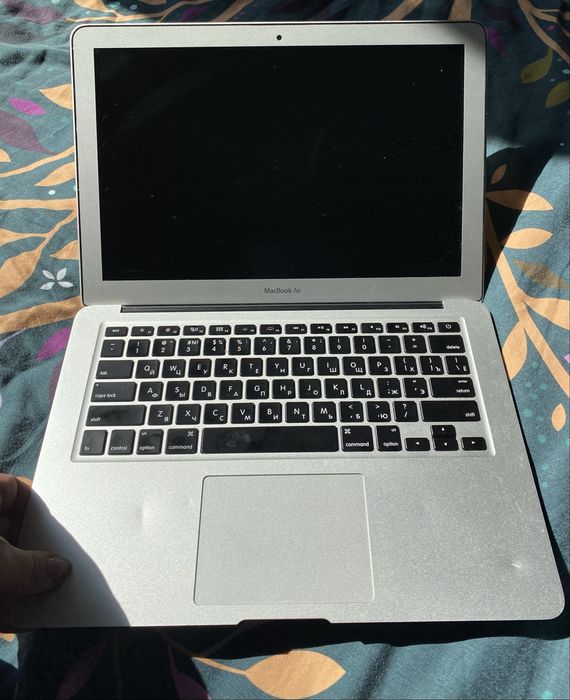 Продам MacBook Air 2014