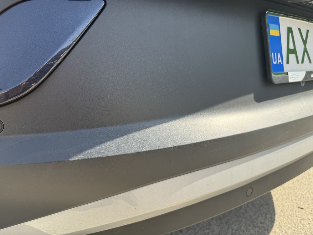 VW ID.4 Id4 задний бампер (центральная) часть