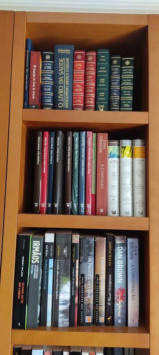 Vendo livros vários