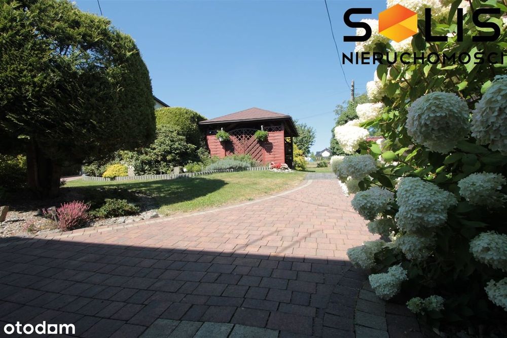 Duży zadbany dom jedno/dwurodzinny