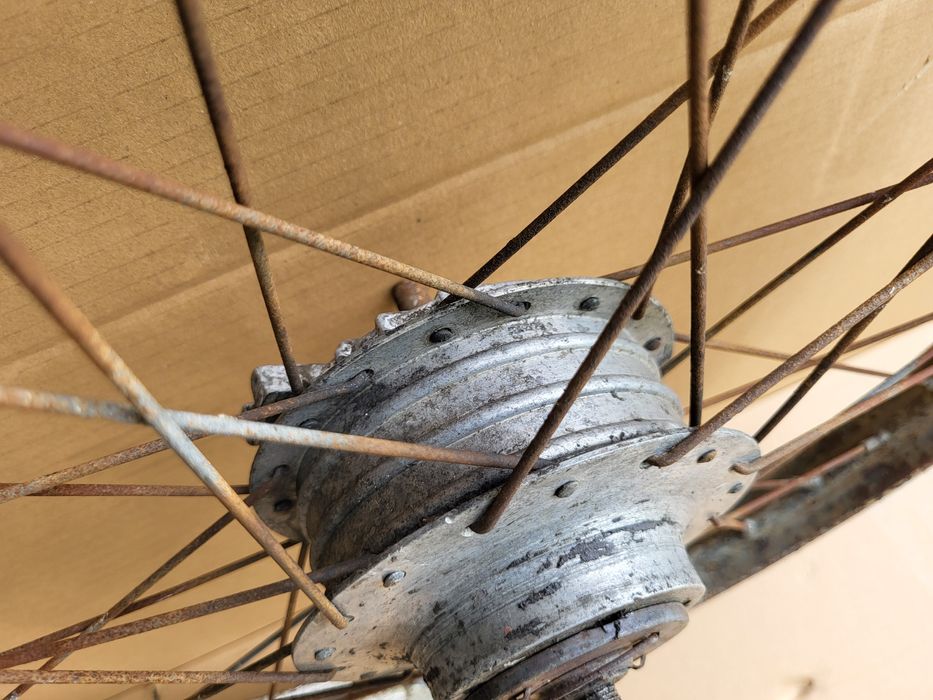 Koło Koła Żak Ryś Oryginał PRL ZMD piasta felga ramką