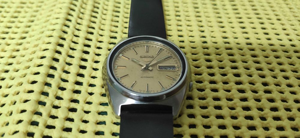 Relógio antigo SEIKO 5 automático