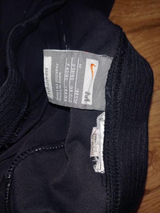 Czarne legginsy sportowe damskie | r. M (38) | Nike Fitdry