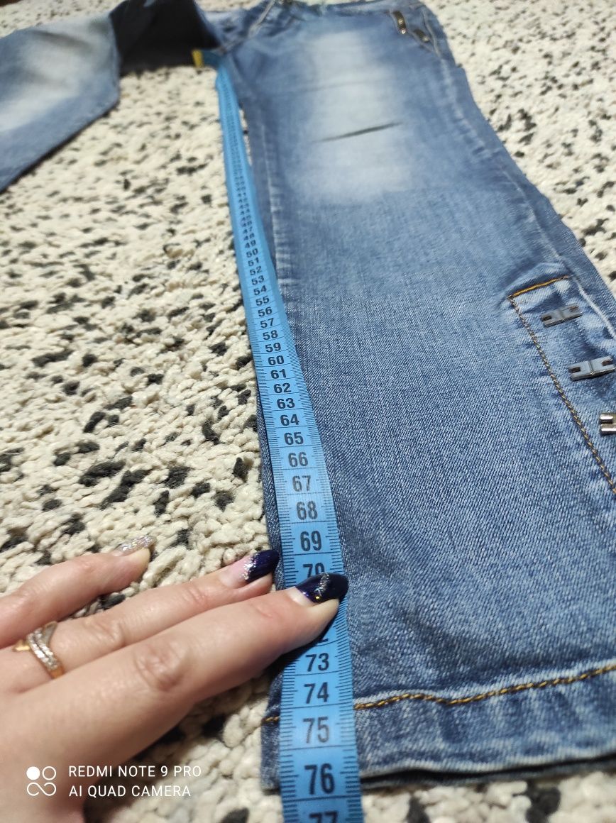 Продам джинсы,штаны.28 размер