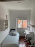 770430 - Quarto com cama de solteiro em casa...