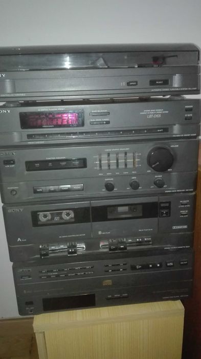Vendo aparelhagem de som Hi-Fi Sony LBT D105.