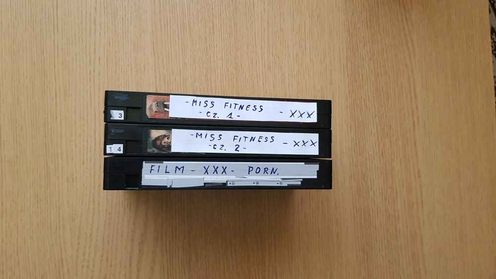 Kasety video VHS z filmami  _x_X_x_