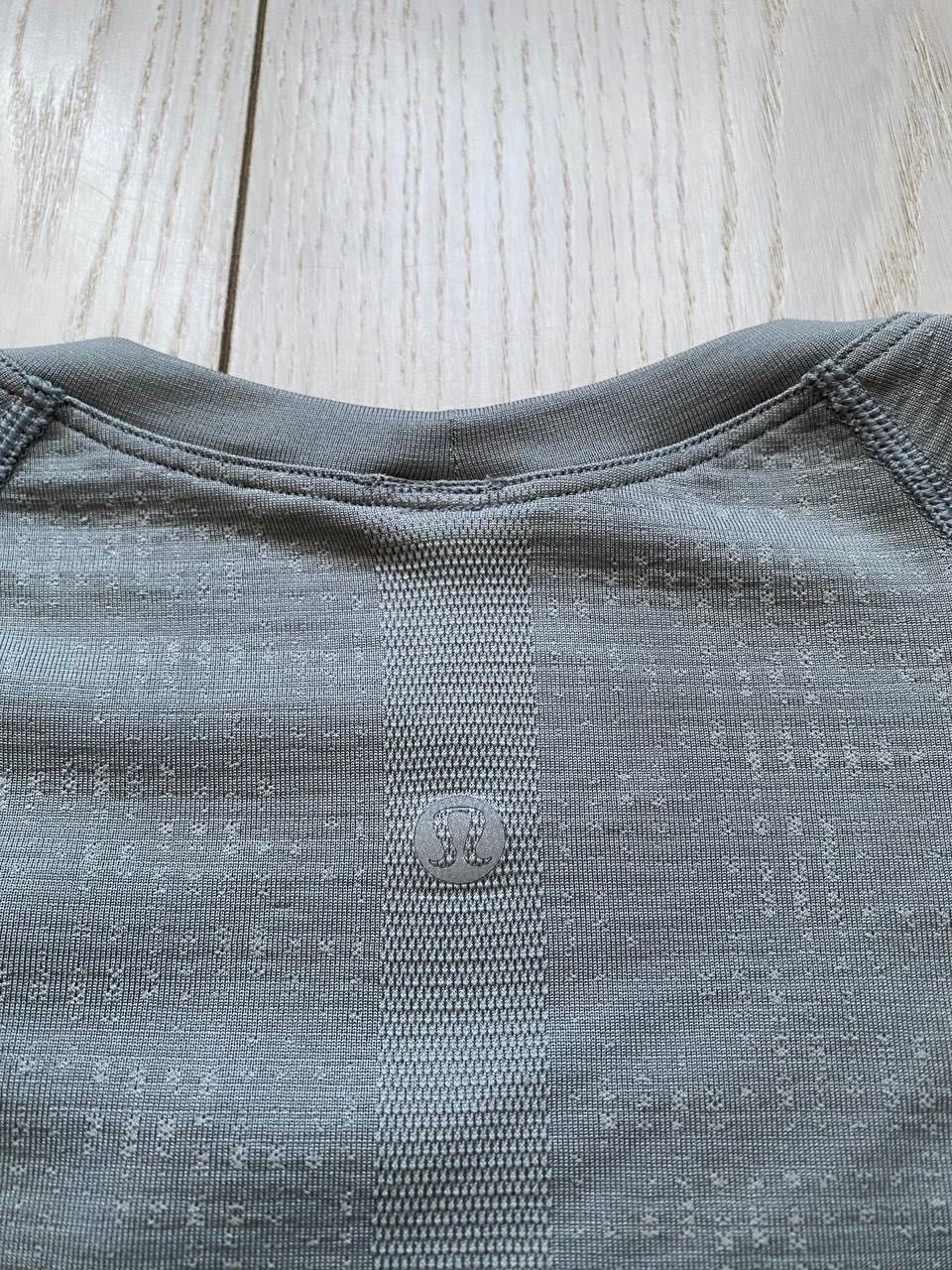 жін термо кофта lululemon
р M/L