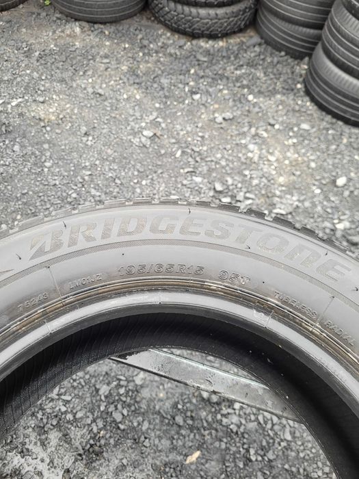 WYSYŁKA Opona Pojedyncza 195 65 R15 Bridgestone Blizzak LM001. 2019r.