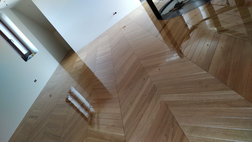 Cyklinowanie lakierowanie parkietu, renowacja schodów